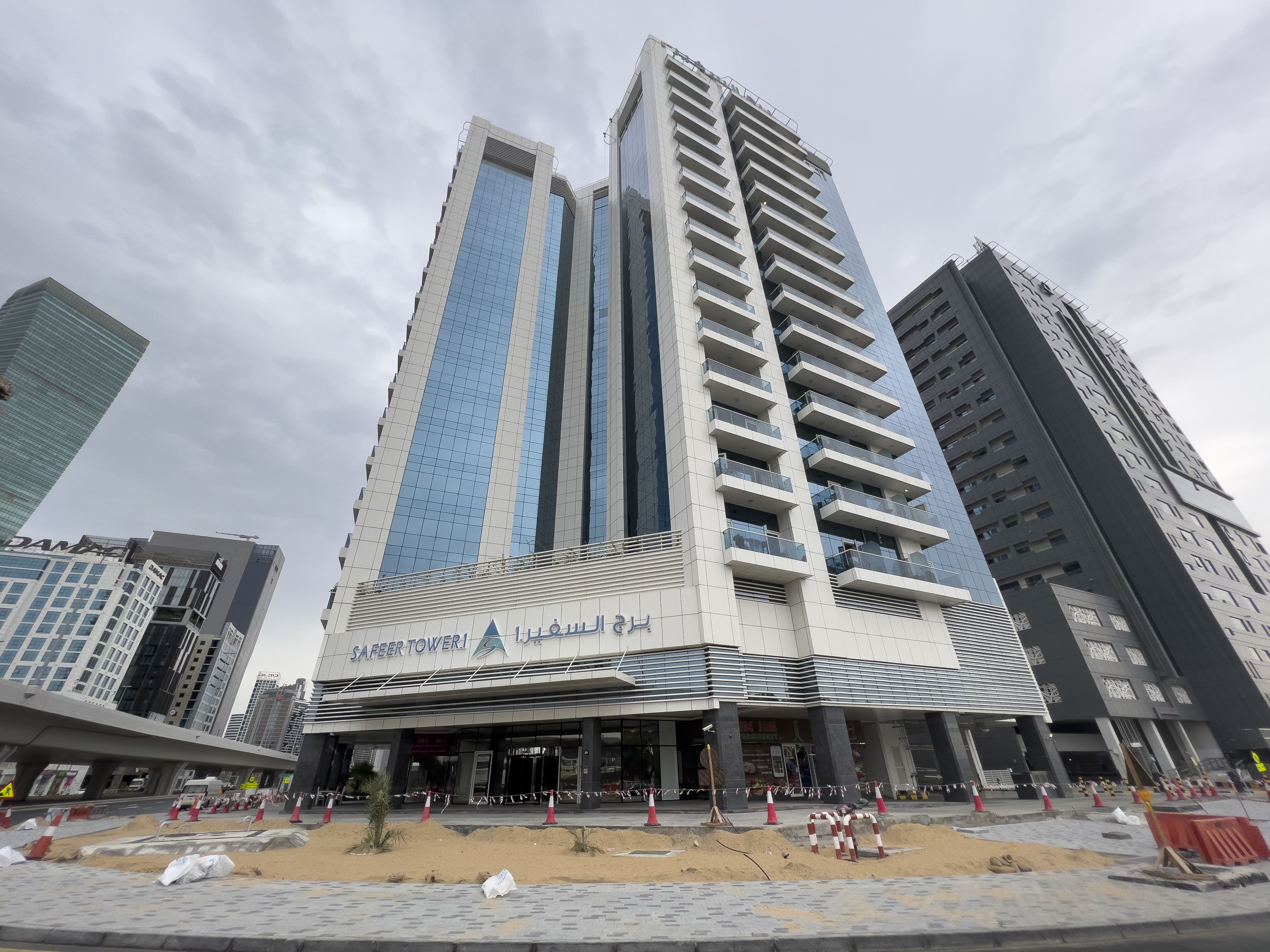 Safeer Tower 1
