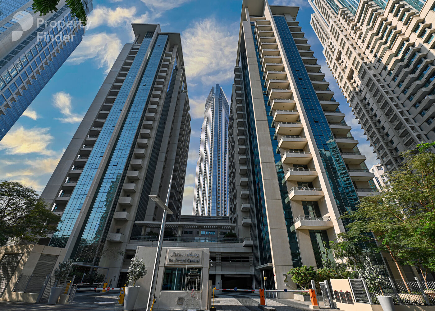 Gallery mosaic item small first