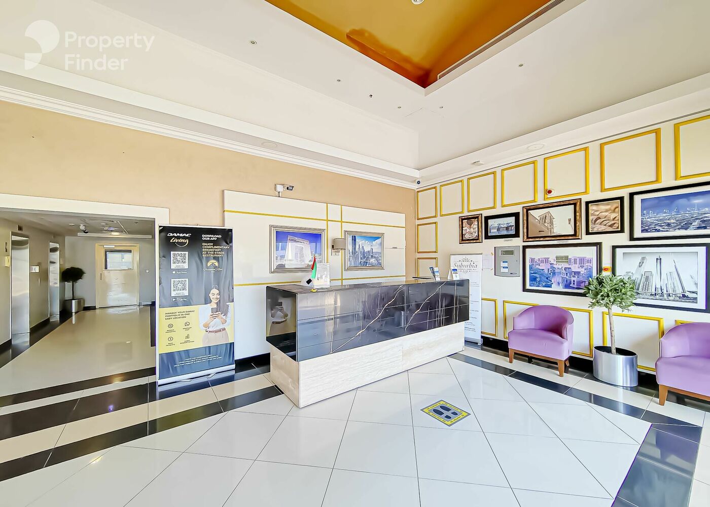 Gallery mosaic item small first