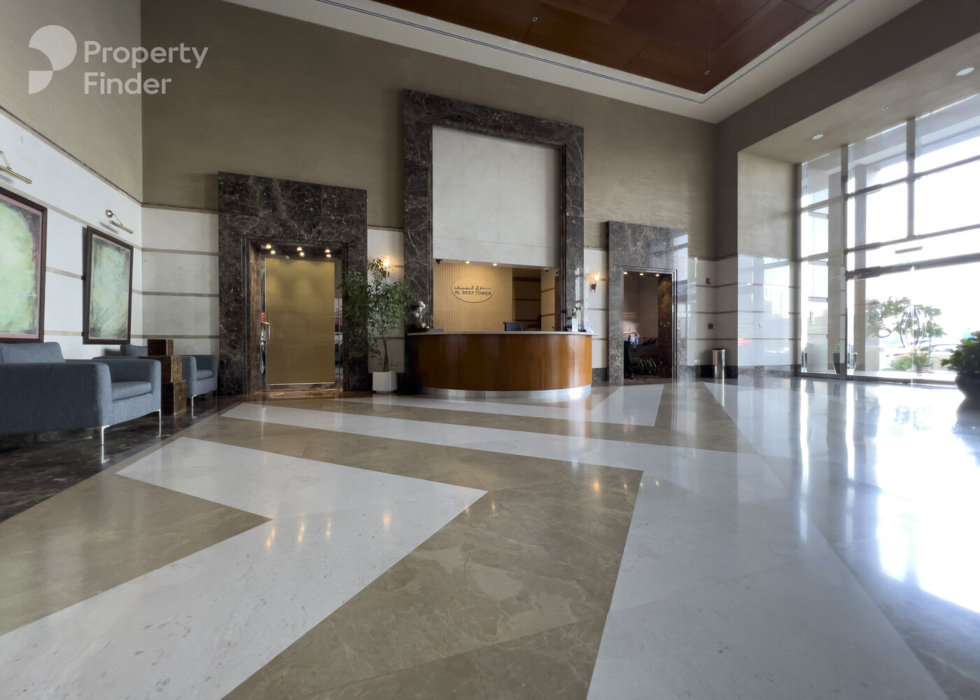 Gallery mosaic item small first