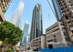 برج أيريس بلو