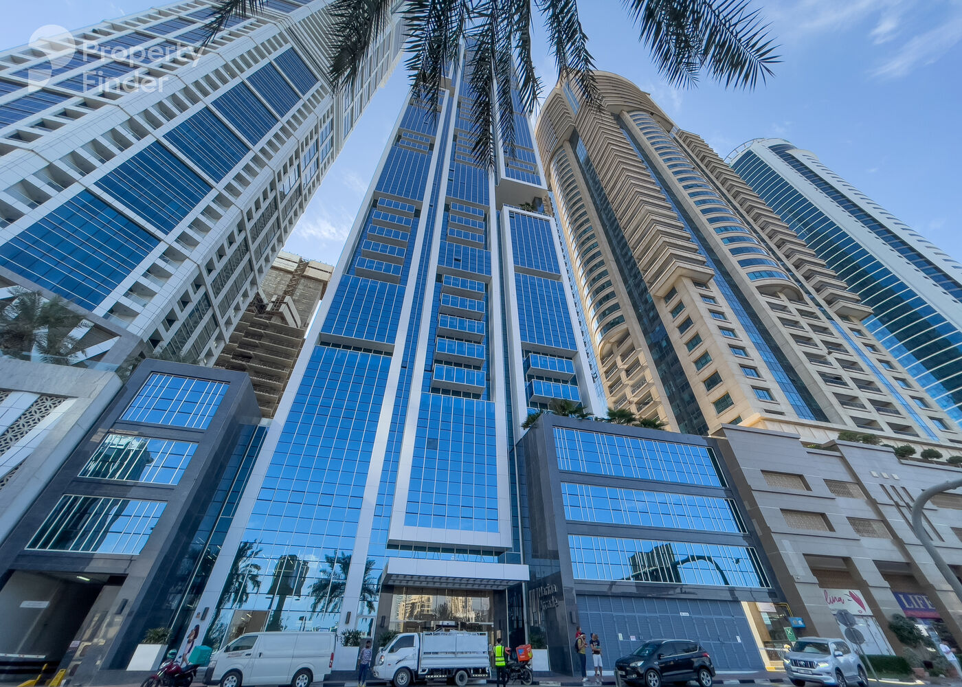 Gallery mosaic item small first