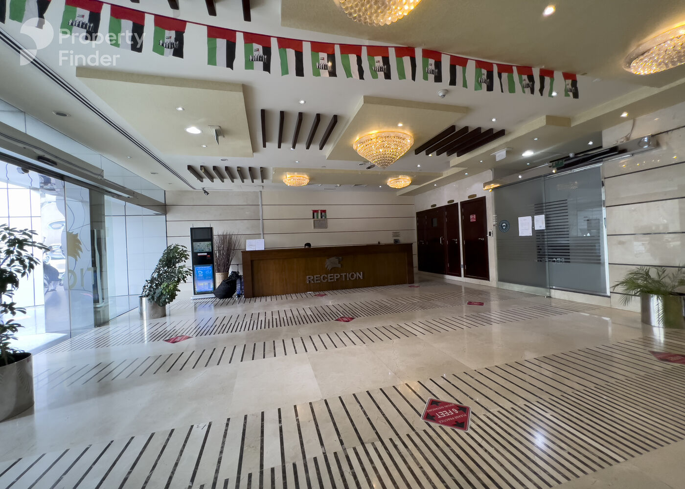 Gallery mosaic item small first