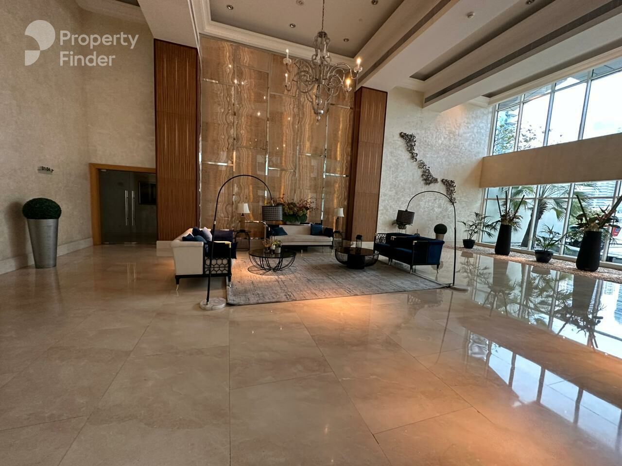 Gallery mosaic item small first