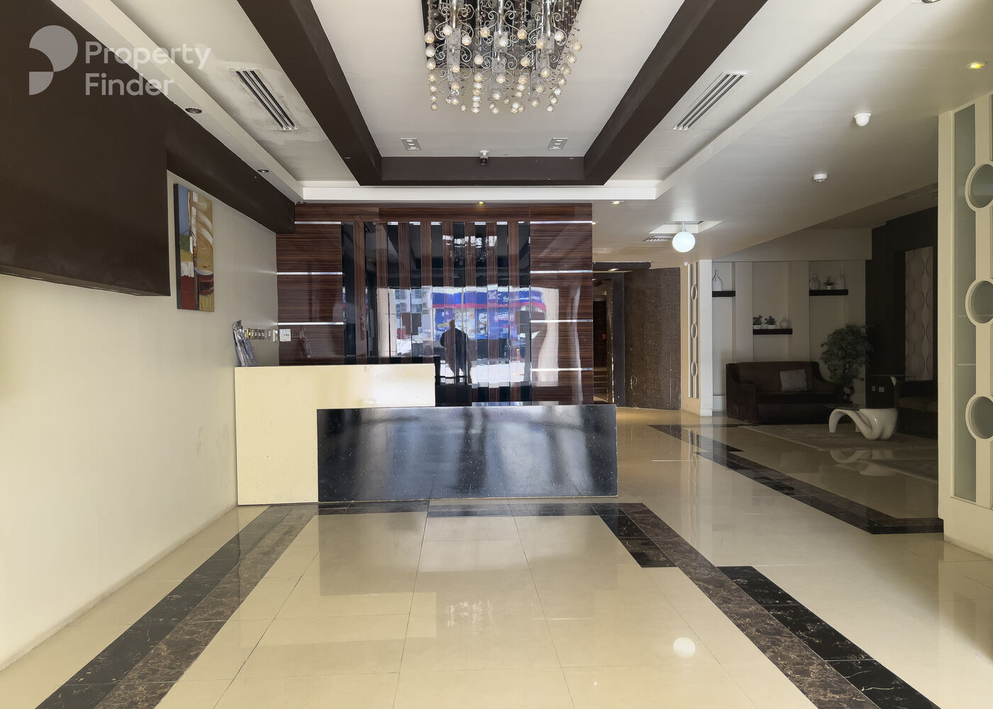 Gallery mosaic item small first