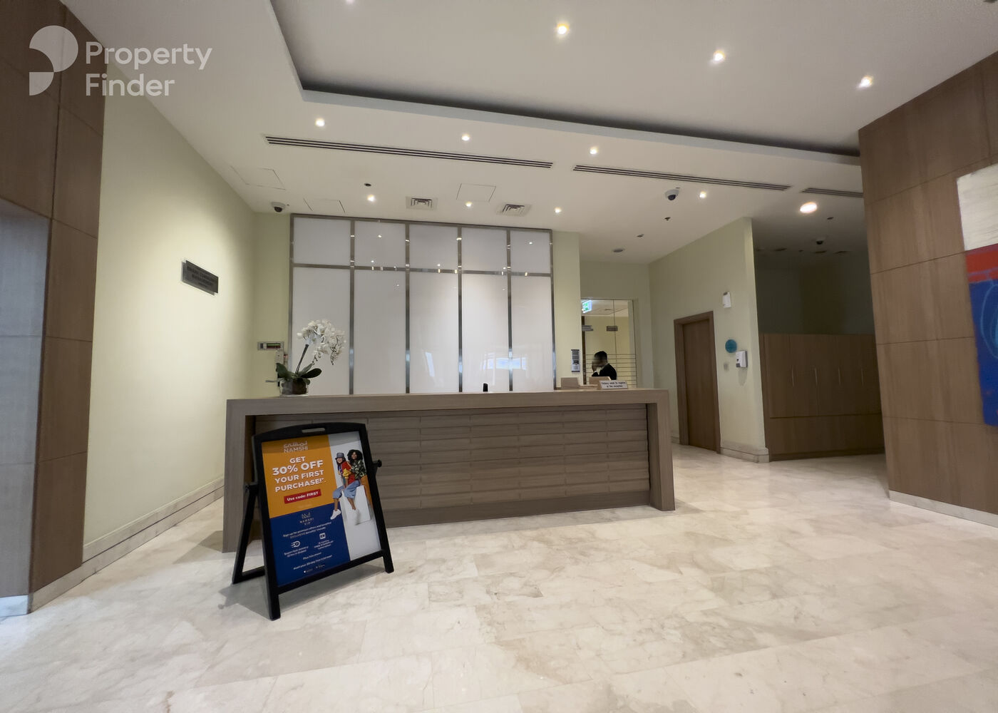 Gallery mosaic item small first