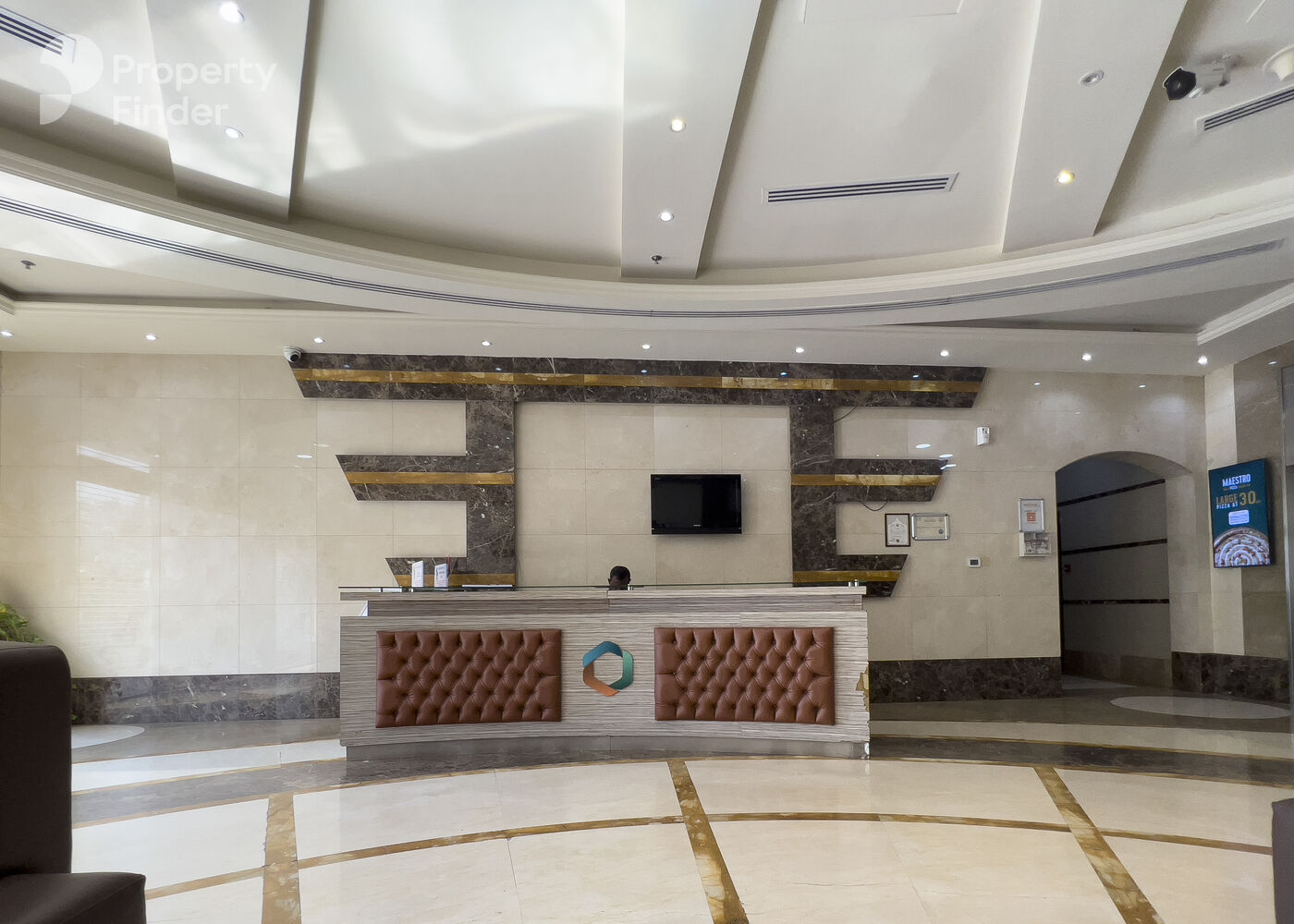 Gallery mosaic item small first