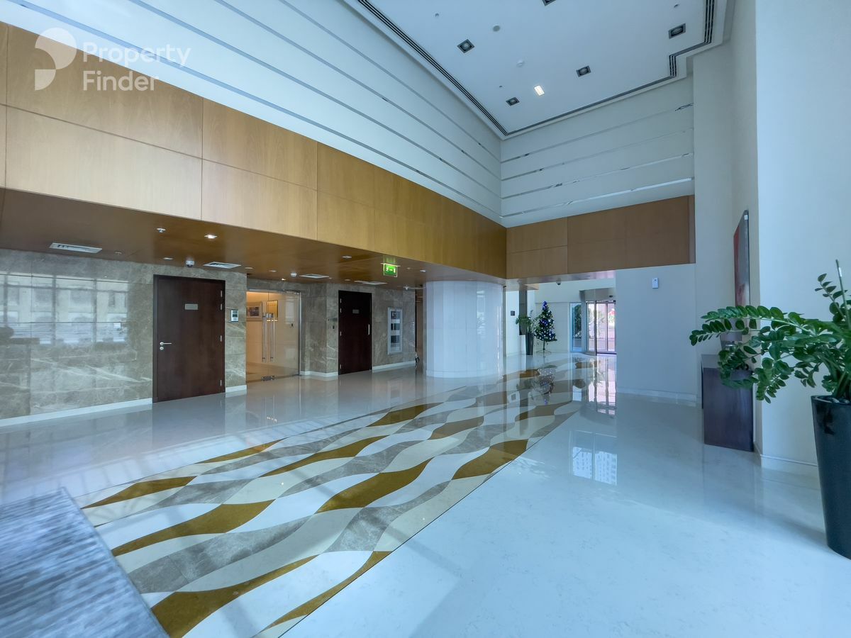 Gallery mosaic item small first