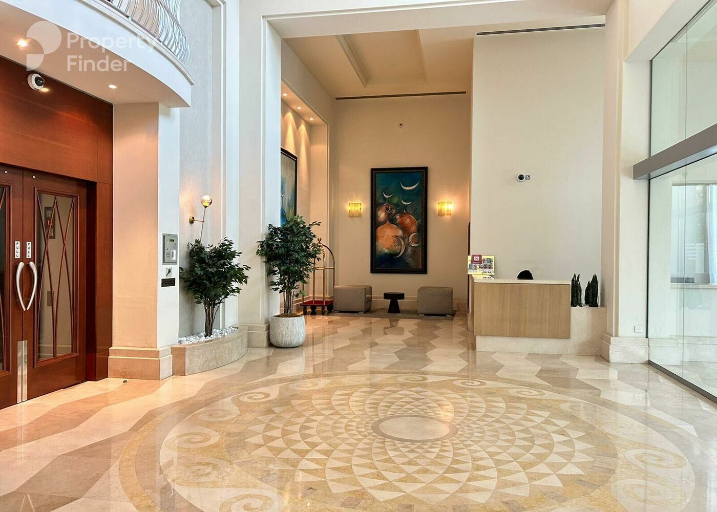 Gallery mosaic item small first