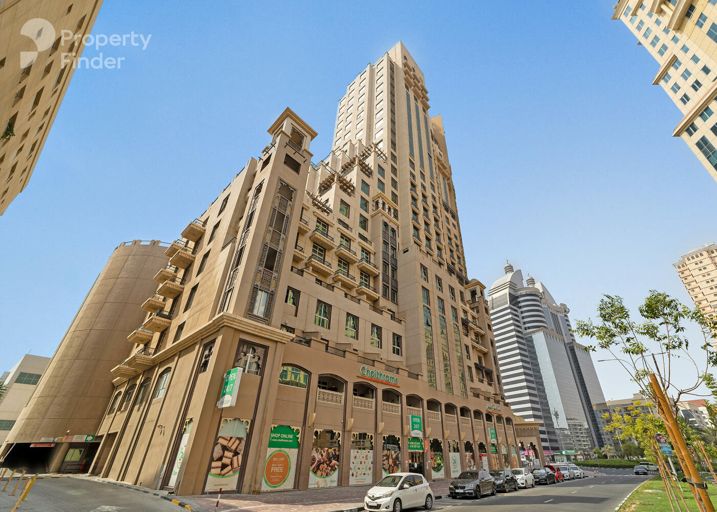 Gallery mosaic item small first