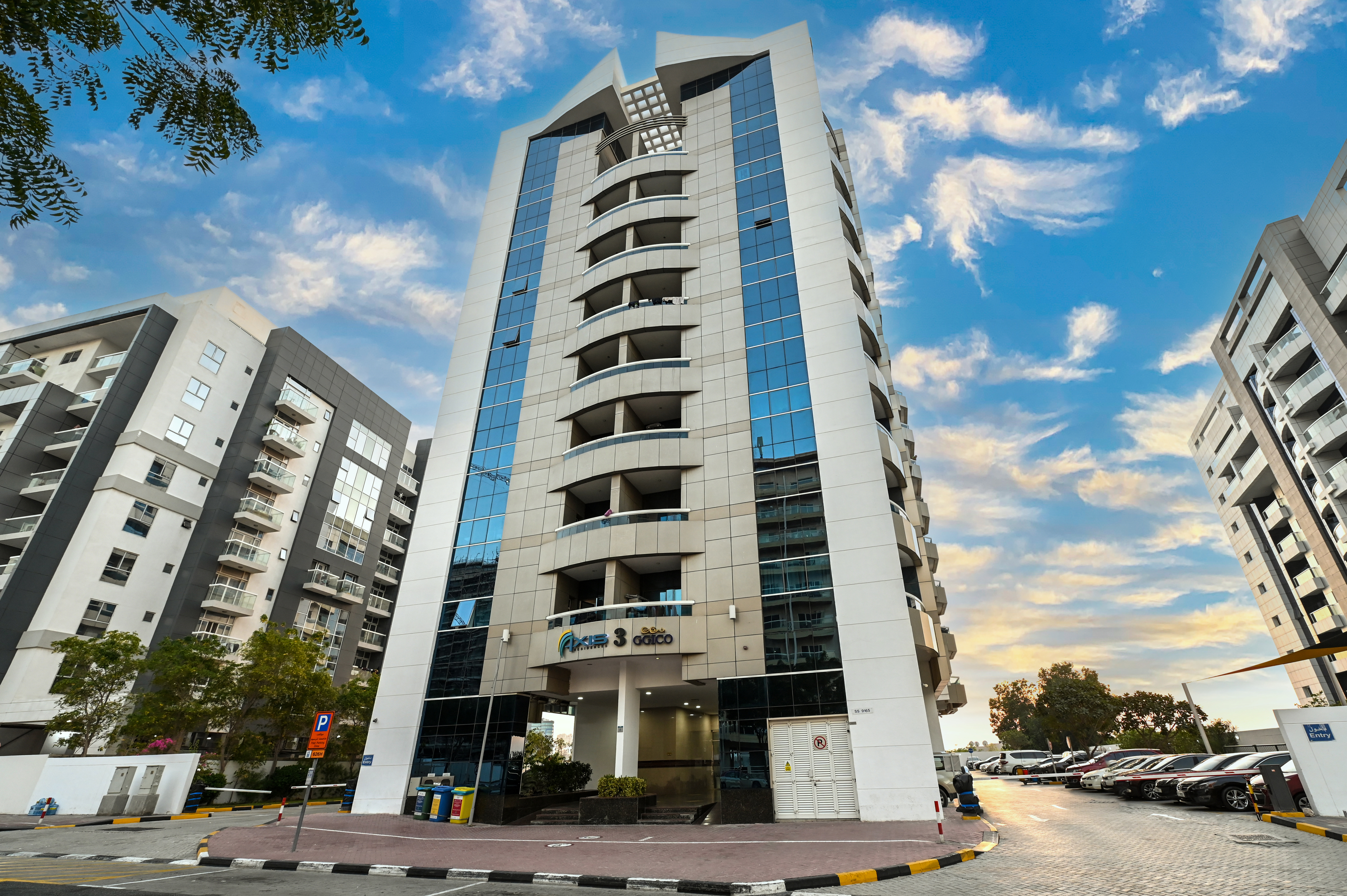 Axis Residence 3