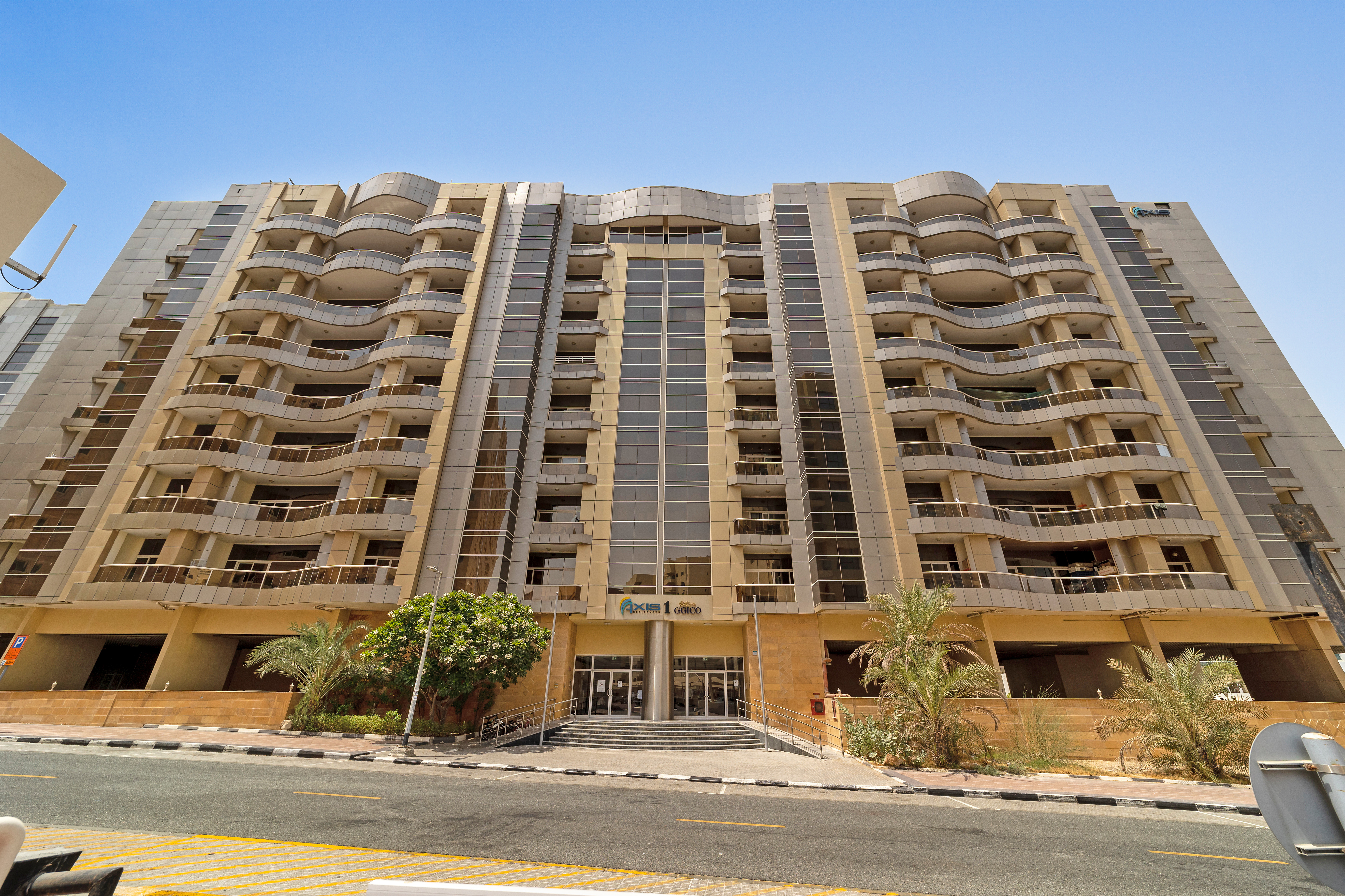 Axis Residence 9