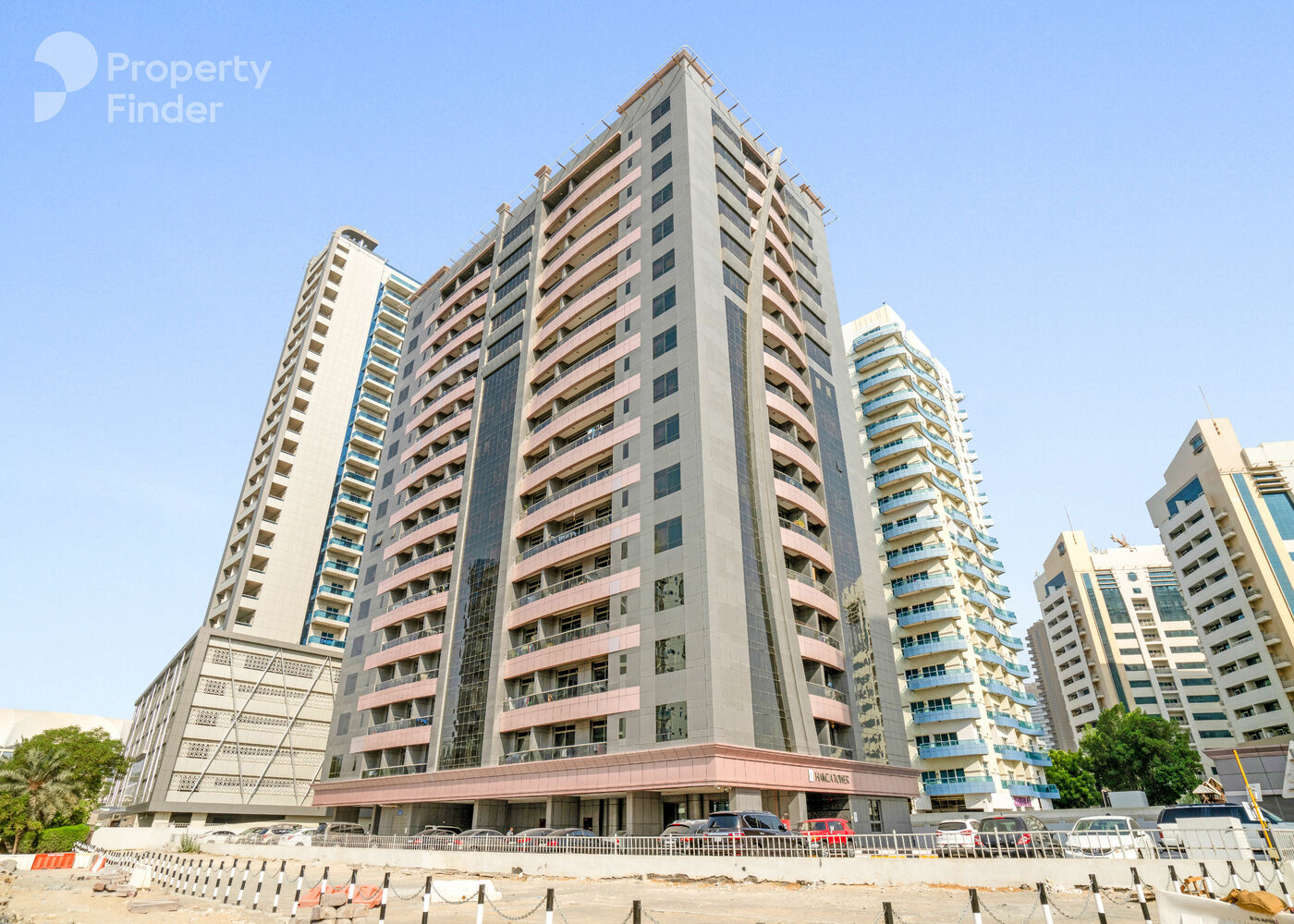 Gallery mosaic item small first