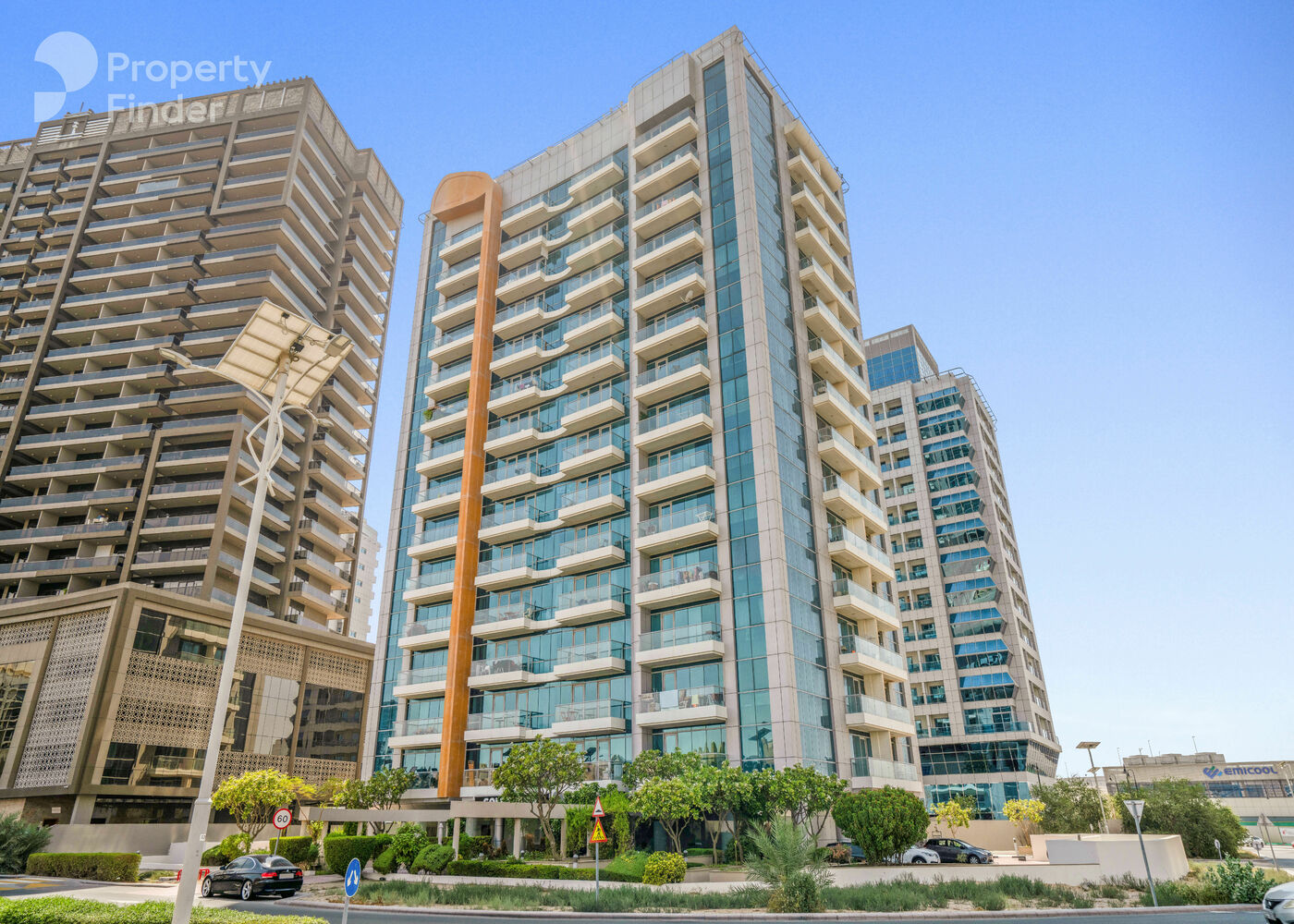 Gallery mosaic item small first