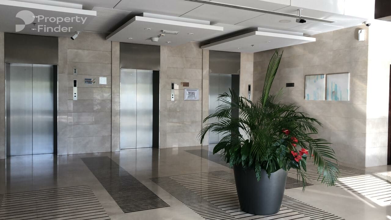 Gallery mosaic item small first