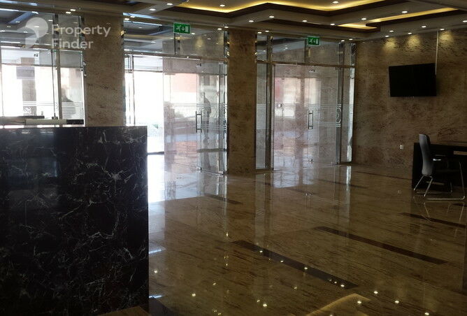 Gallery mosaic item small first