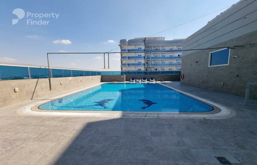 Gallery mosaic item small first