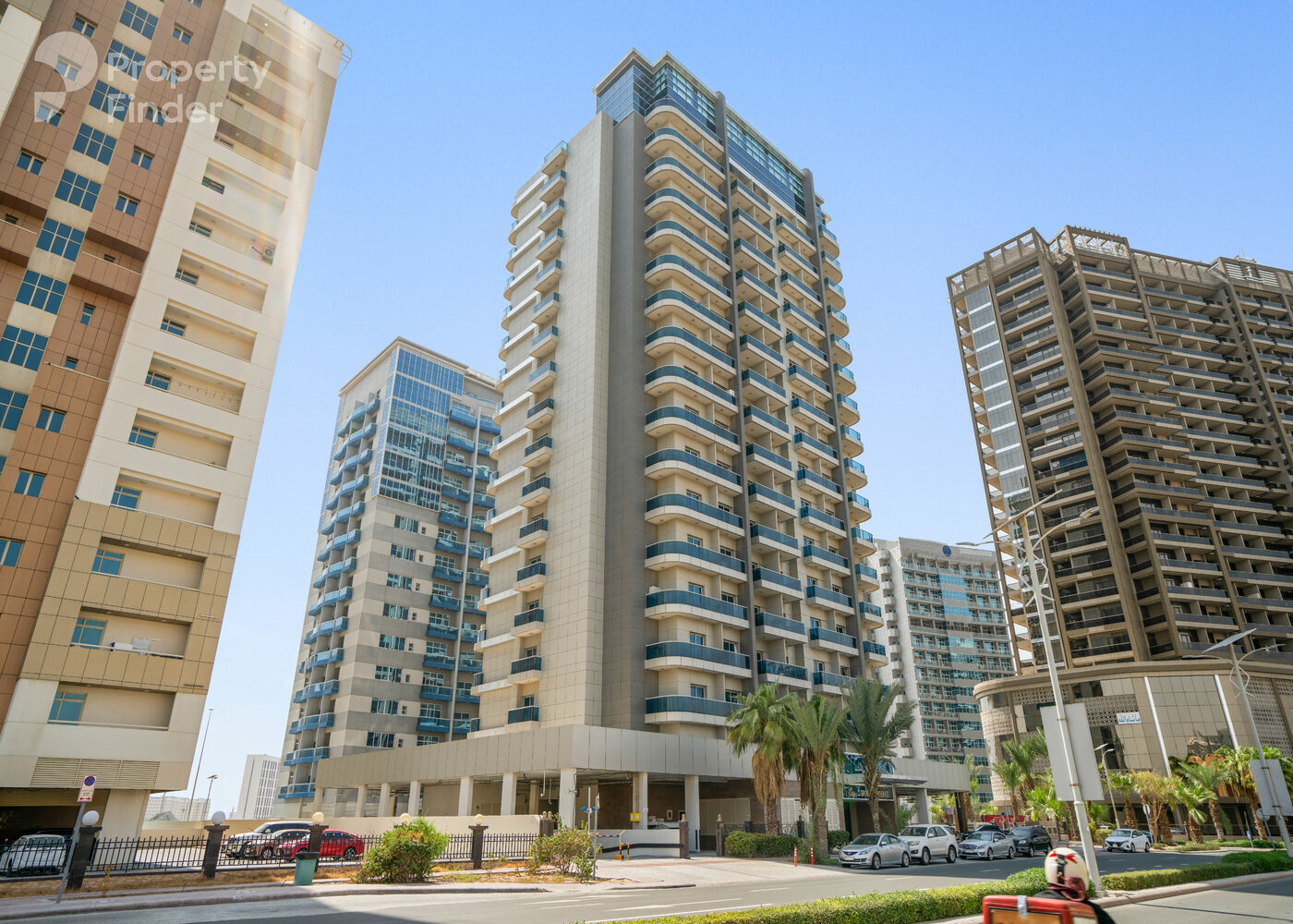 Gallery mosaic item small first