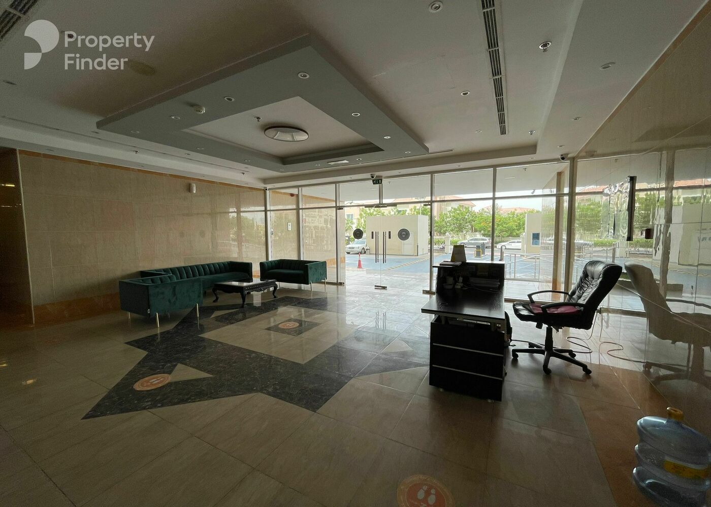 Gallery mosaic item small first