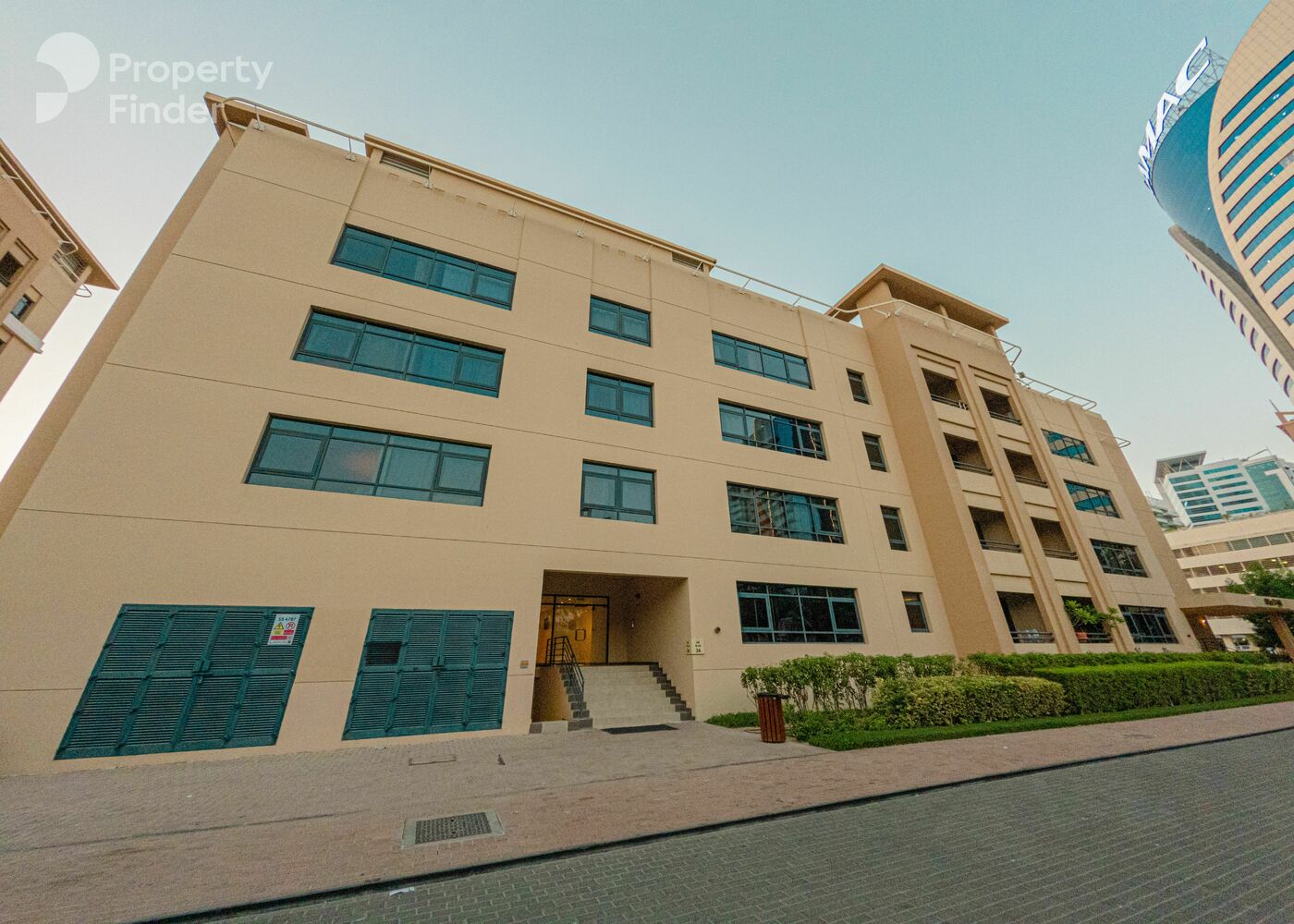 Gallery mosaic item small first