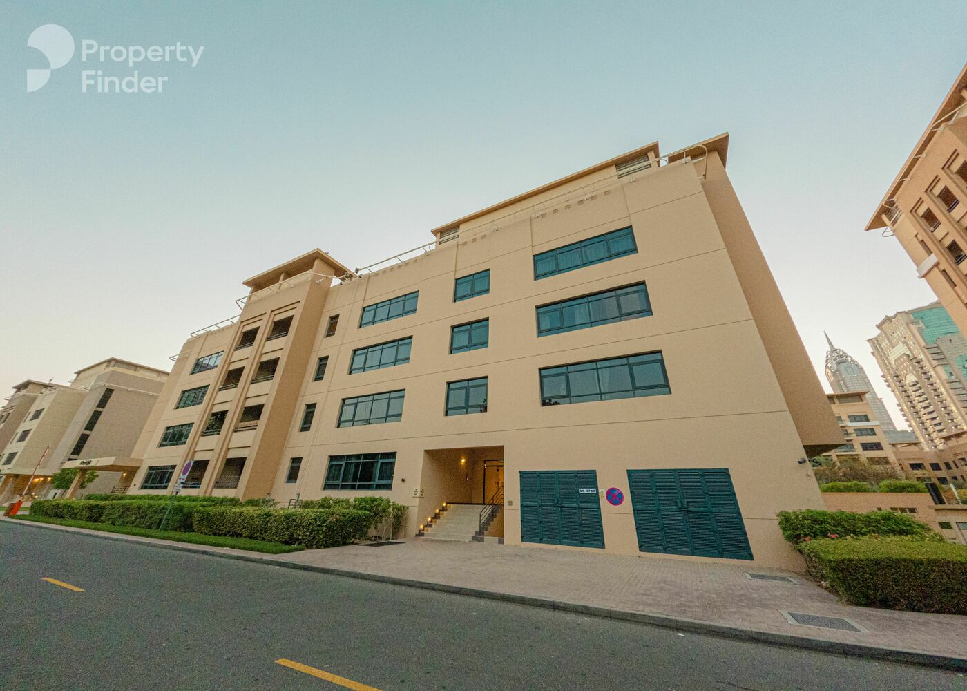 Gallery mosaic item small first