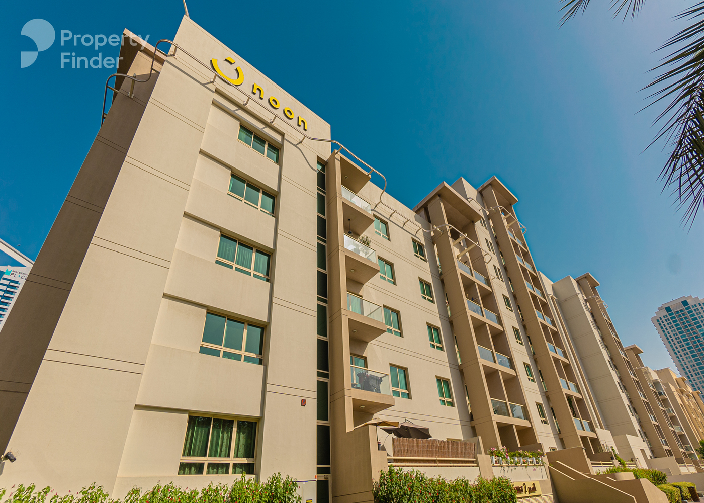 Gallery mosaic item small first