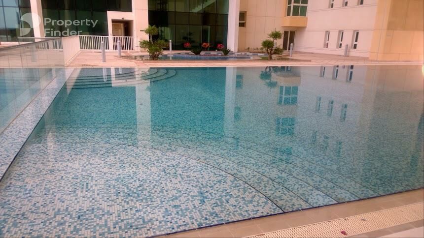 Gallery mosaic item small first