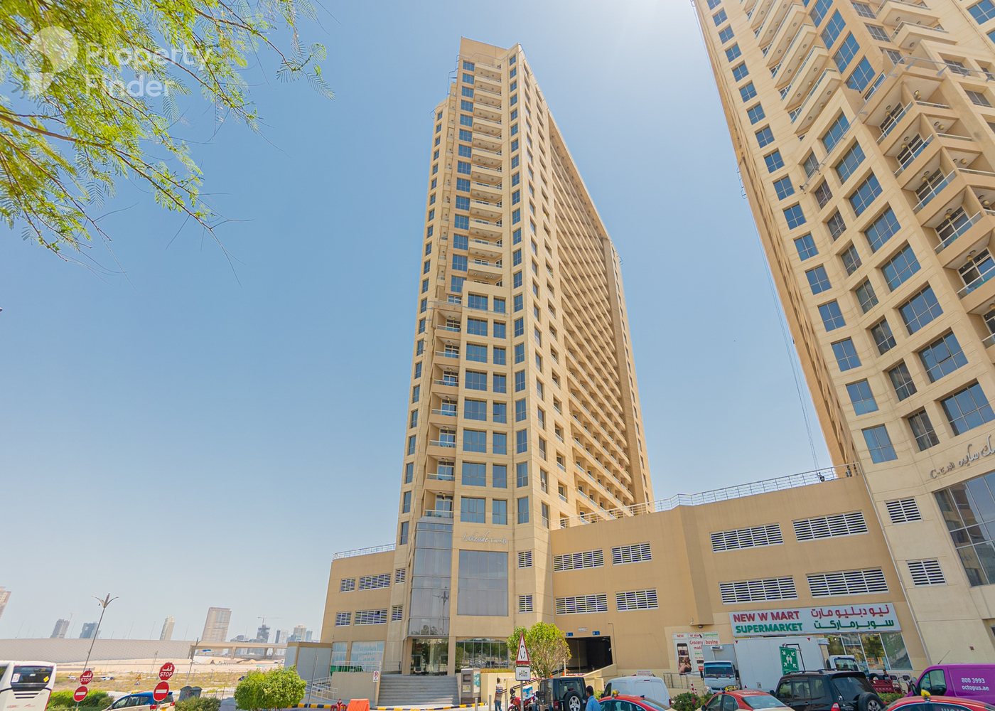 Gallery mosaic item small first