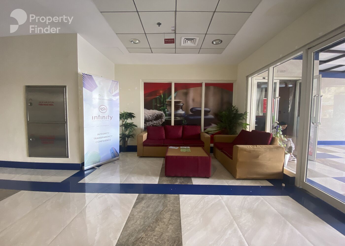 Gallery mosaic item small first