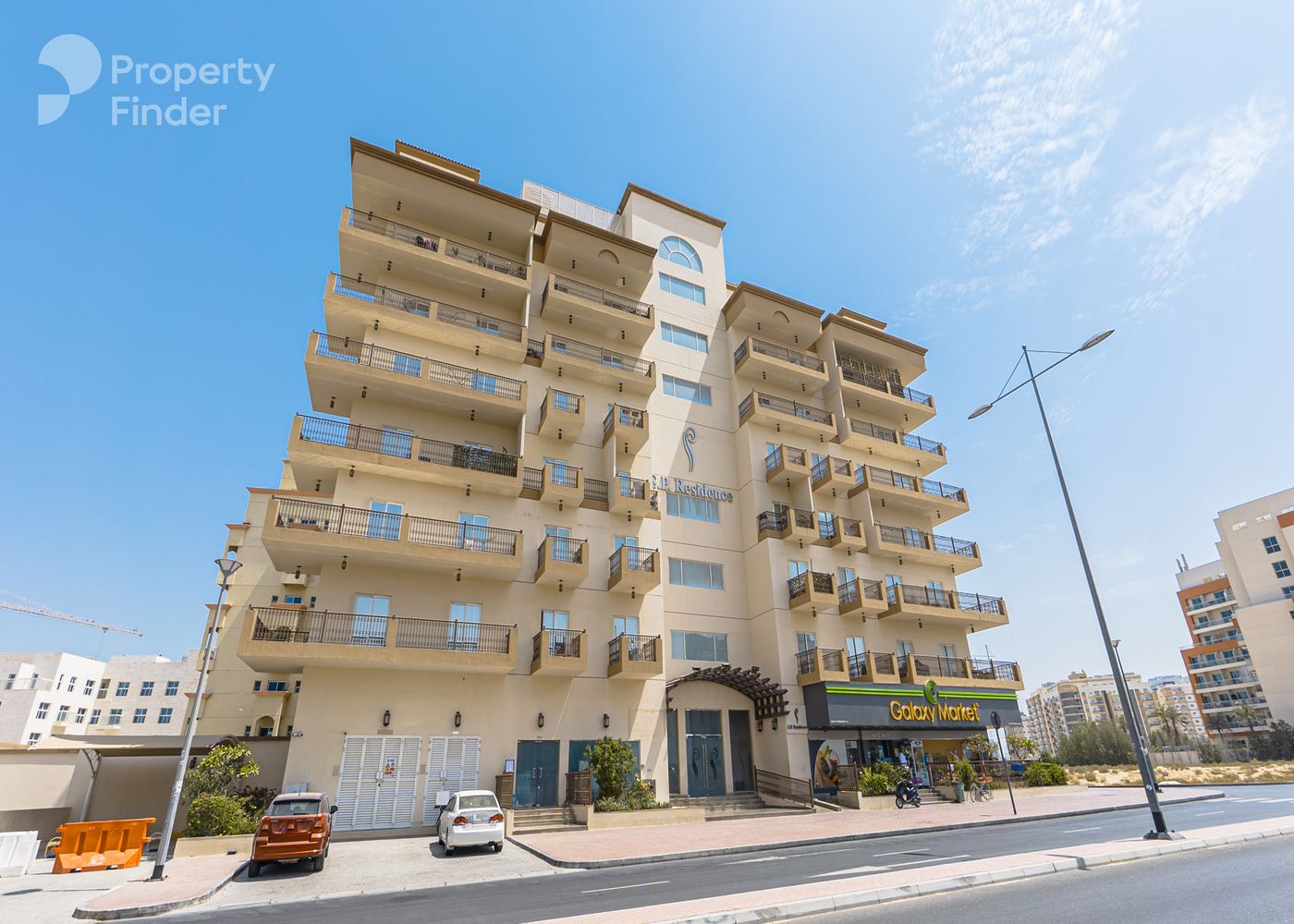 Gallery mosaic item small first