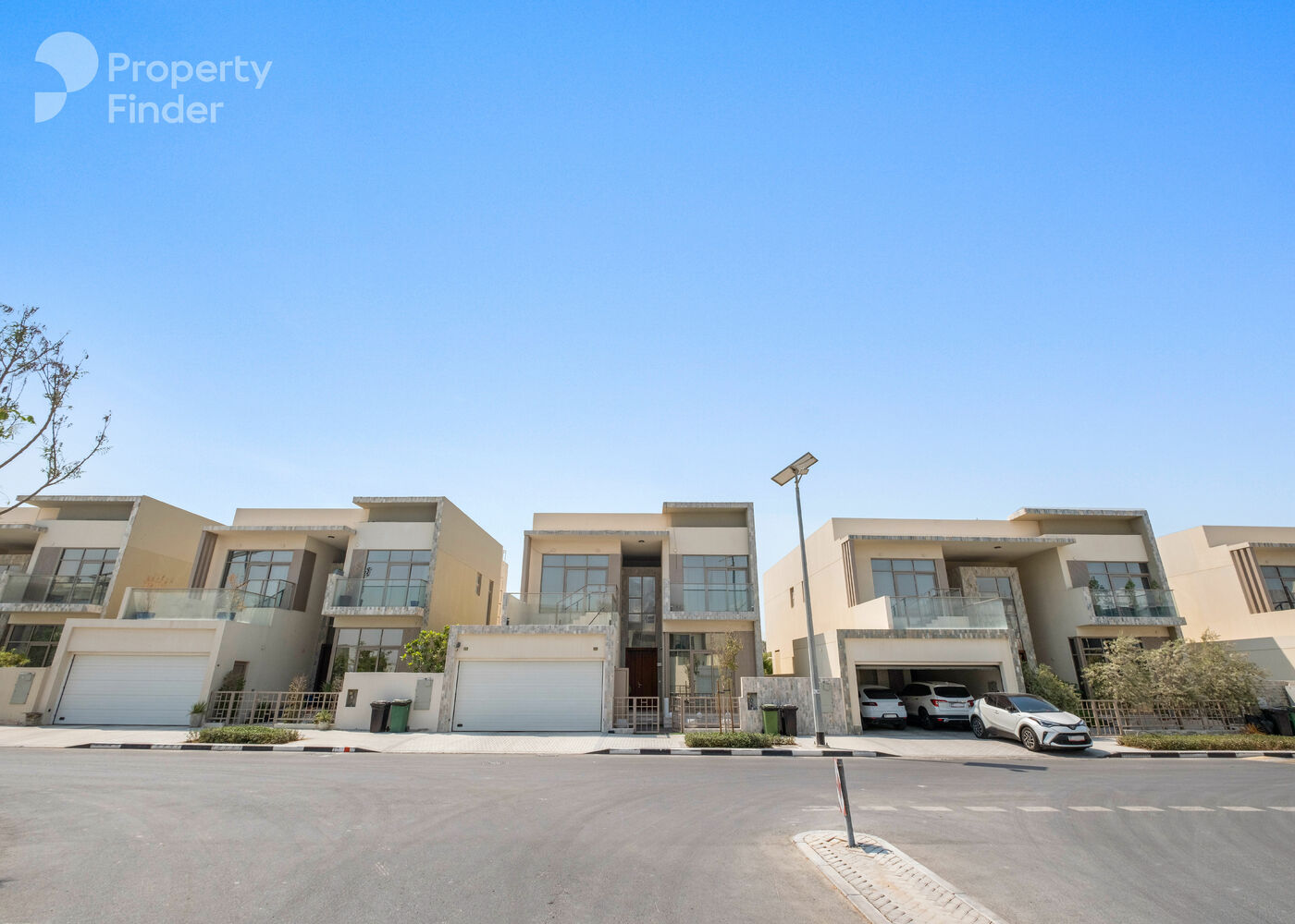 Gallery mosaic item small first