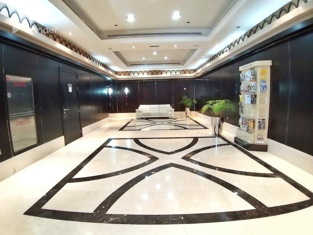 Gallery mosaic item small first