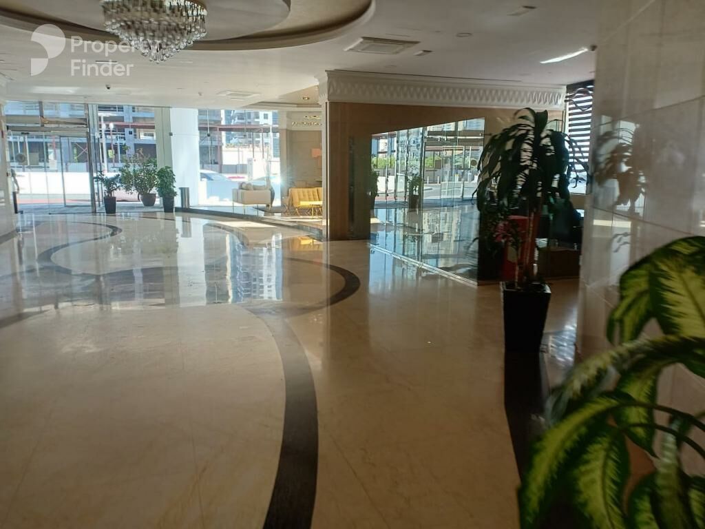 Gallery mosaic item small first