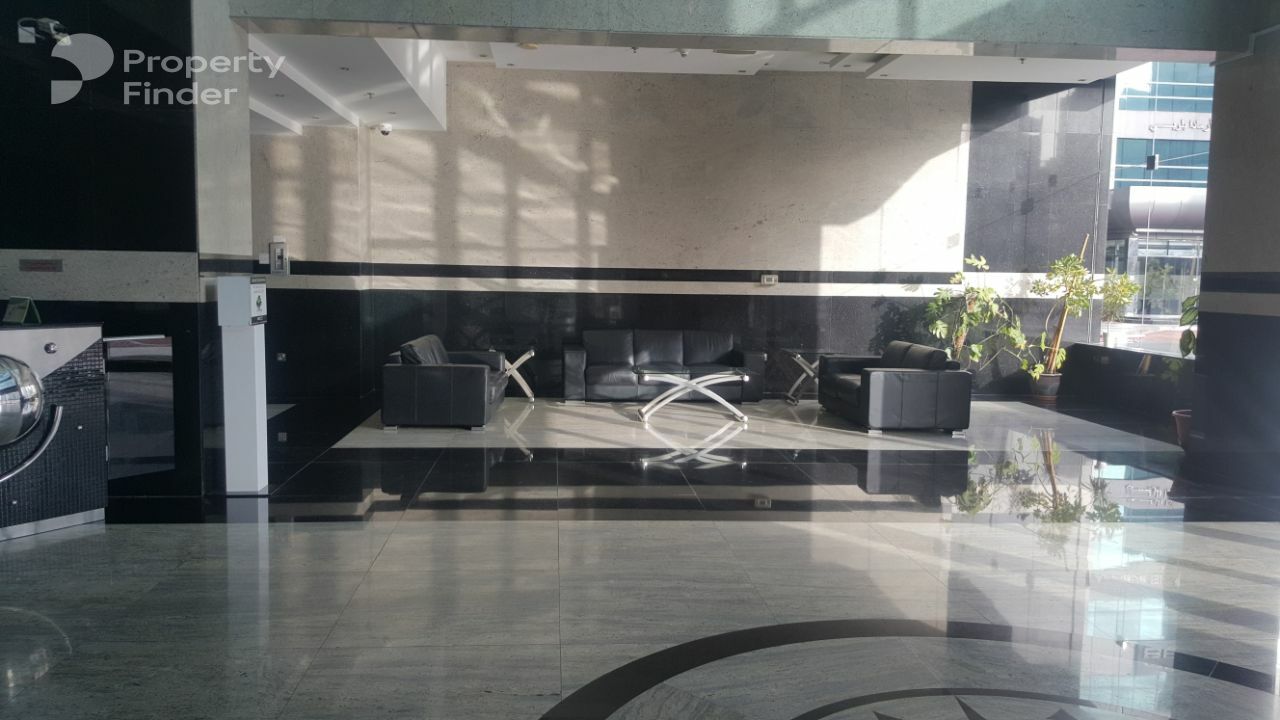 Gallery mosaic item small first