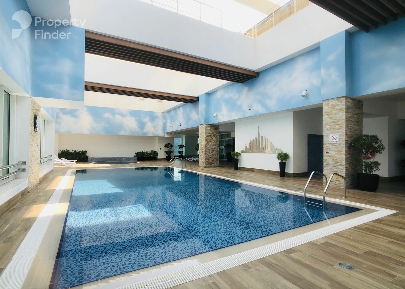 Gallery mosaic item small first