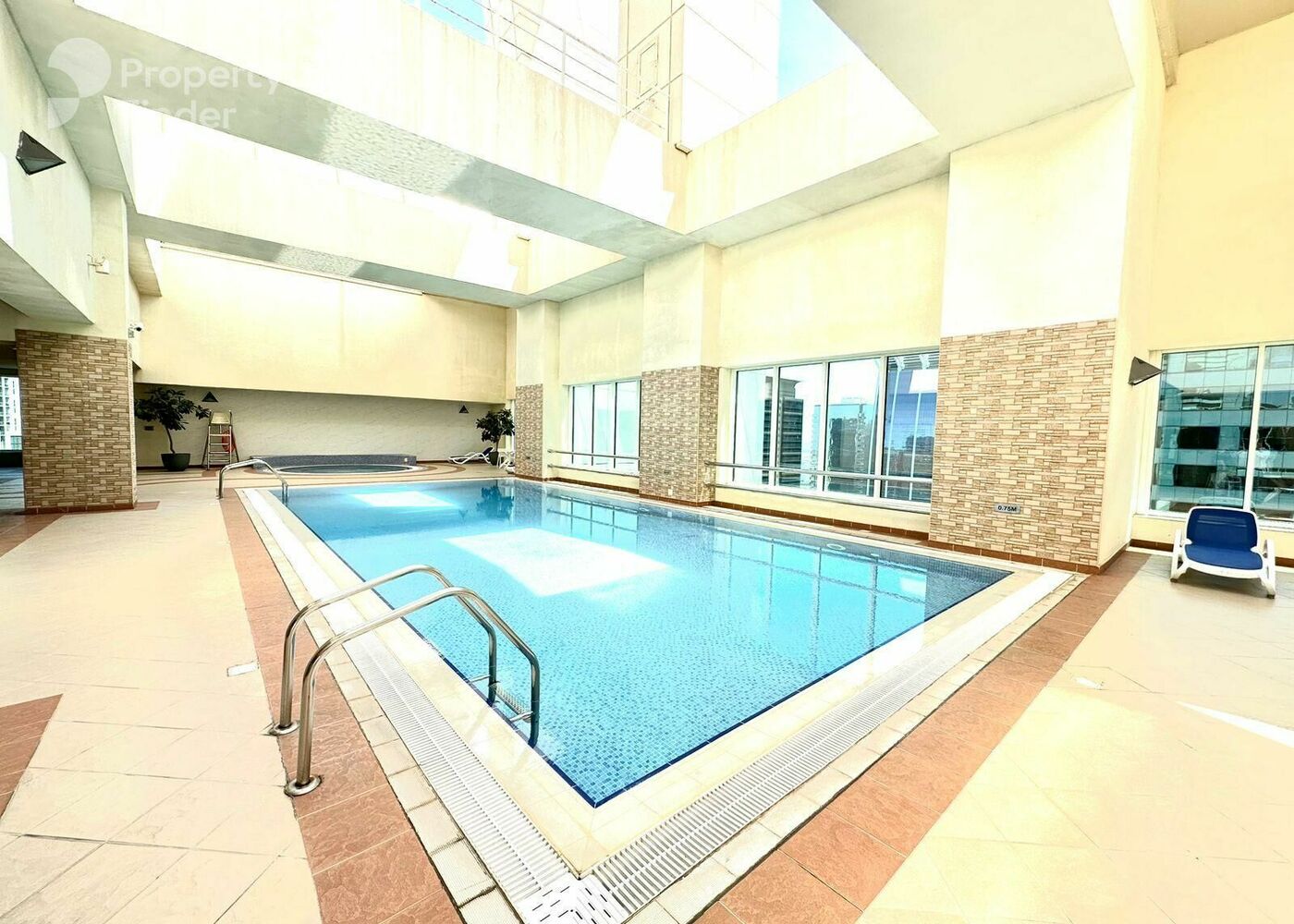 Gallery mosaic item small first