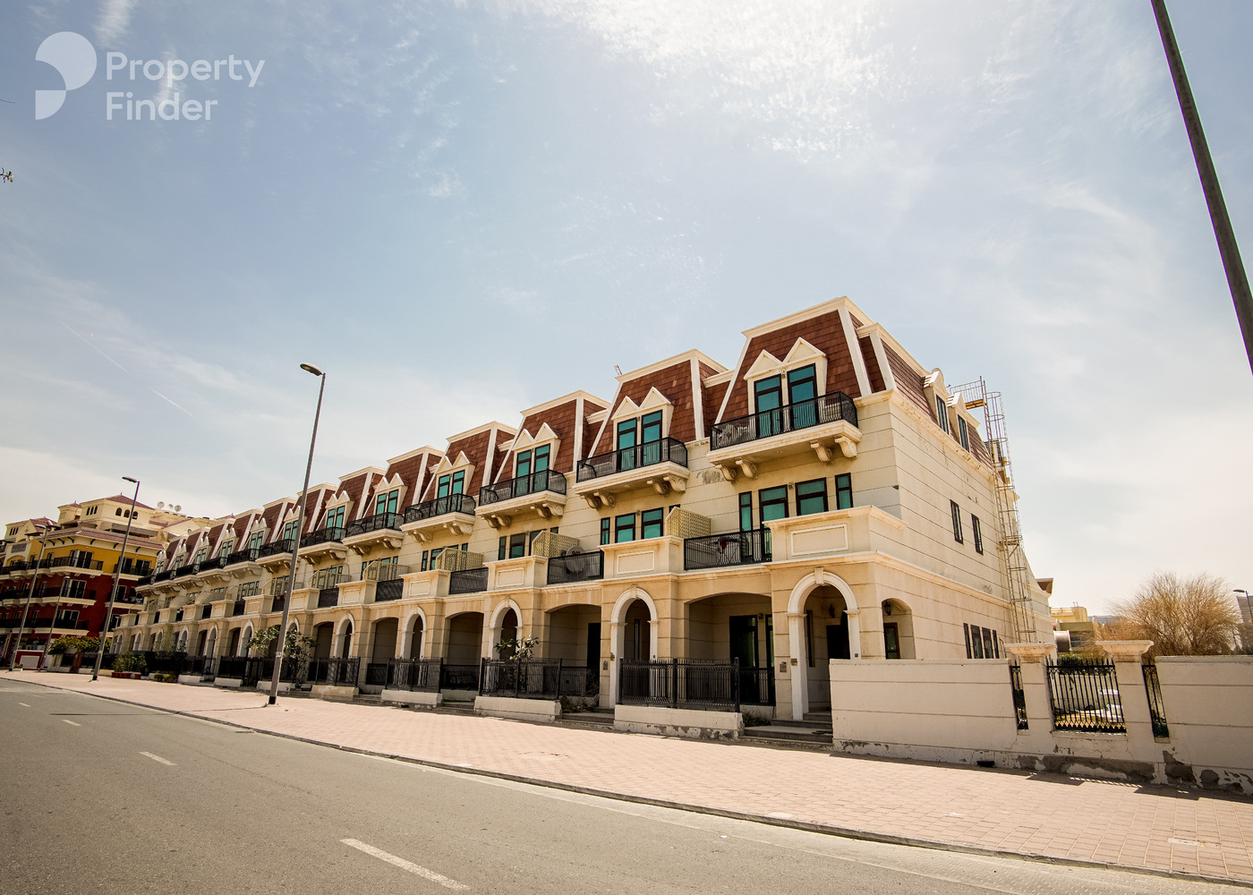 Gallery mosaic item small first