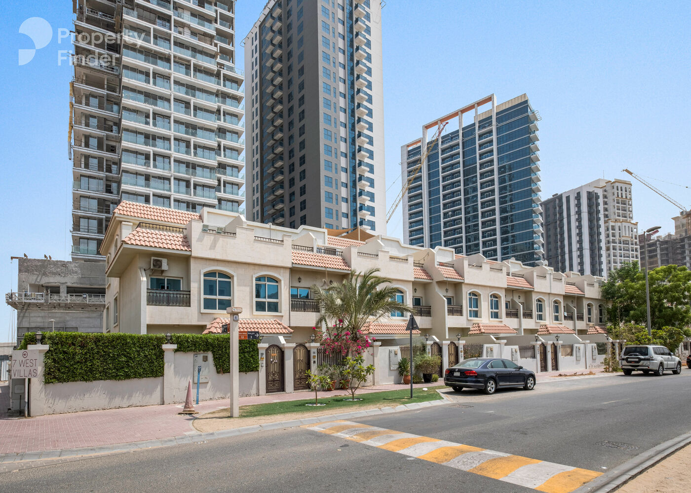 Gallery mosaic item small first