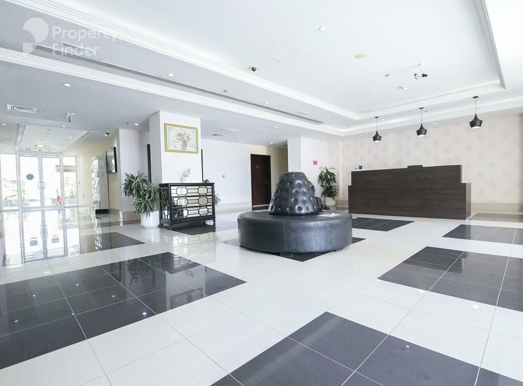 Gallery mosaic item small first