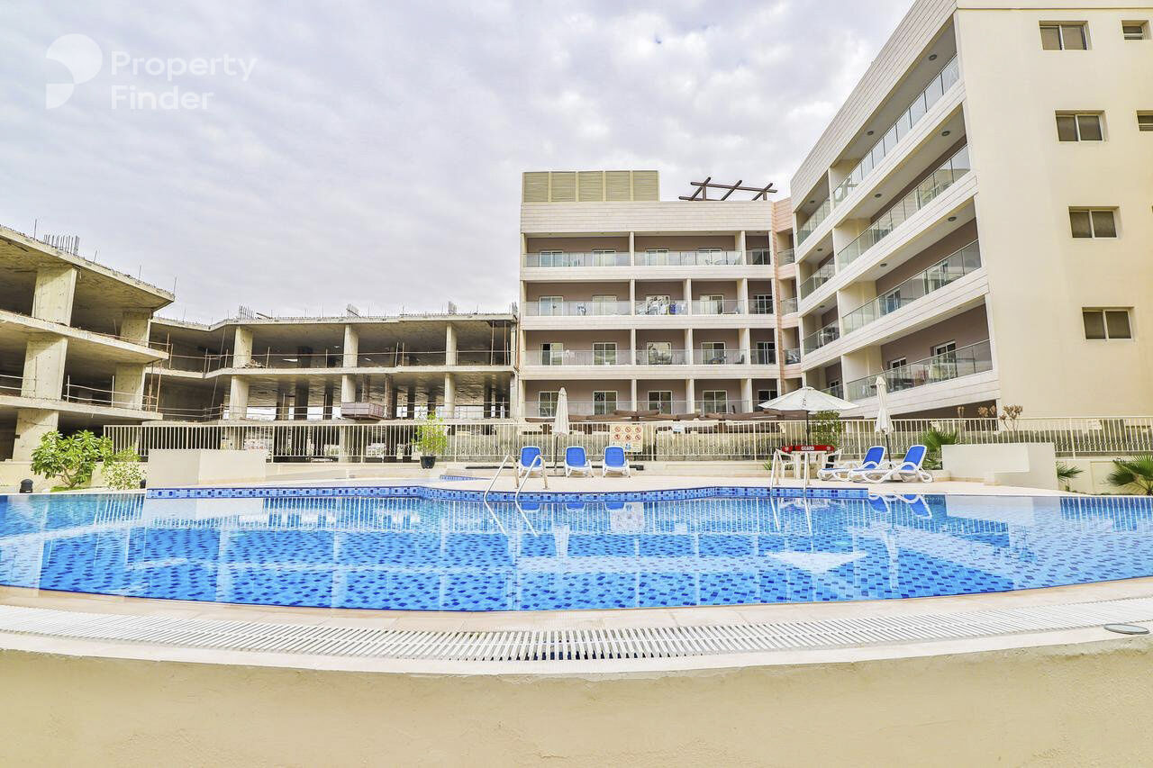 Gallery mosaic item small first