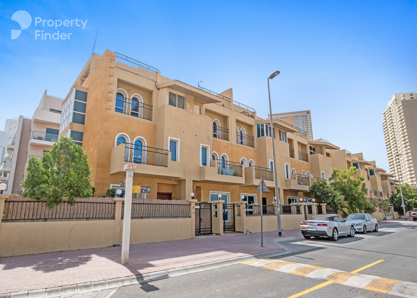 Gallery mosaic item small first