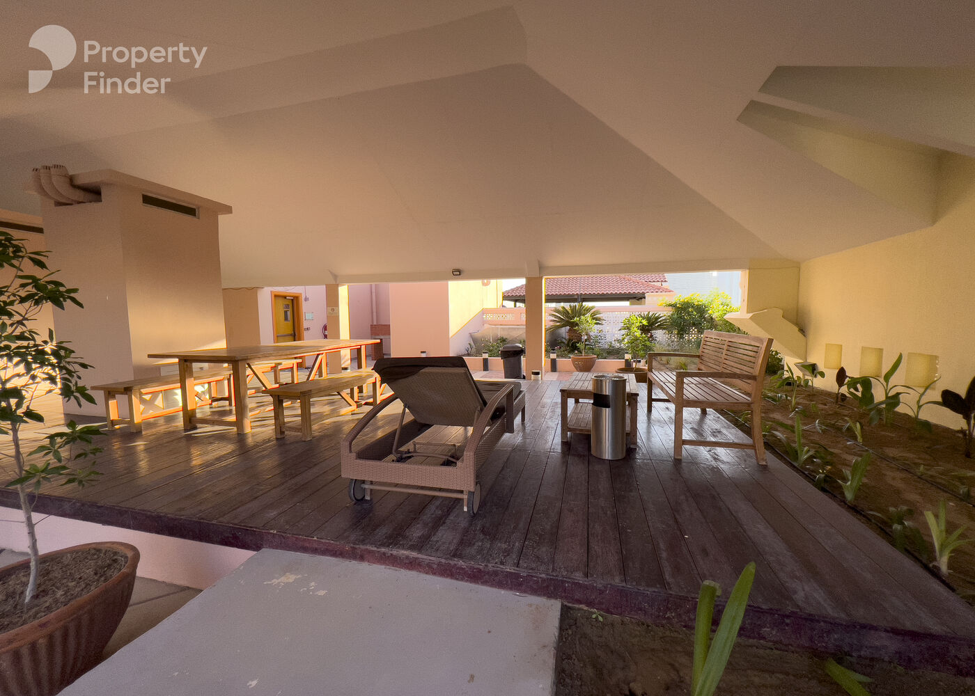 Gallery mosaic item small first