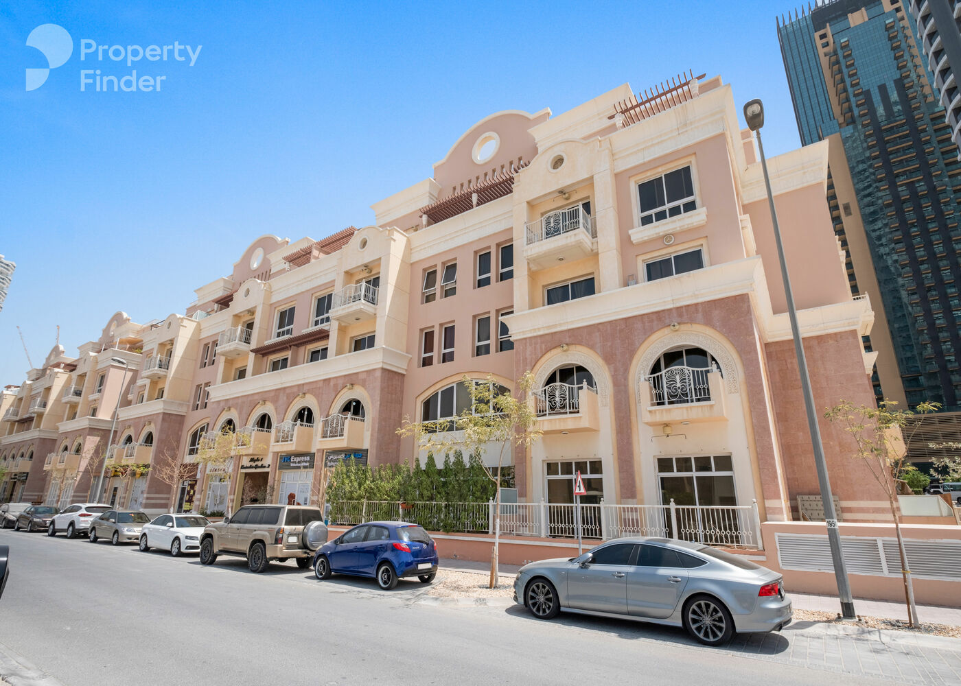 Gallery mosaic item small first