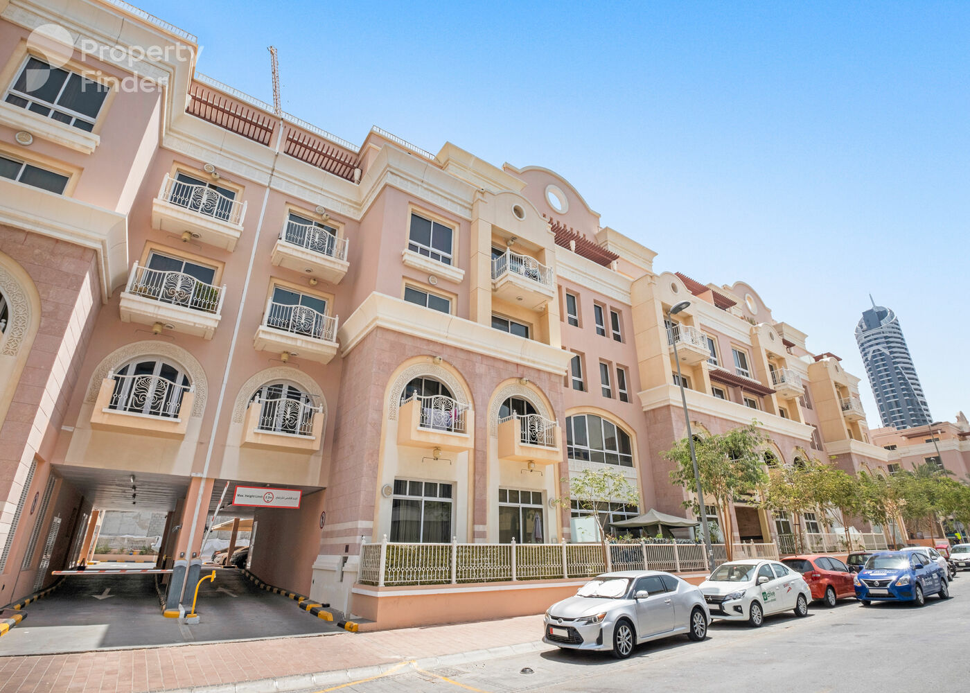 Gallery mosaic item small first