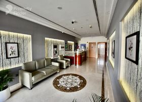 صورة لـ ردهة المبنى في مالباري 2
