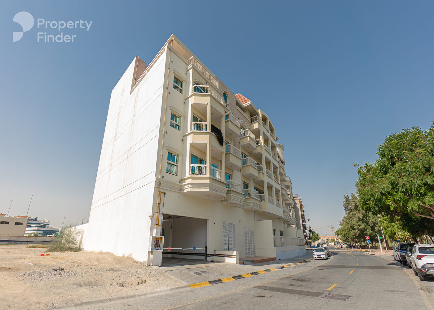 Gallery mosaic item small first