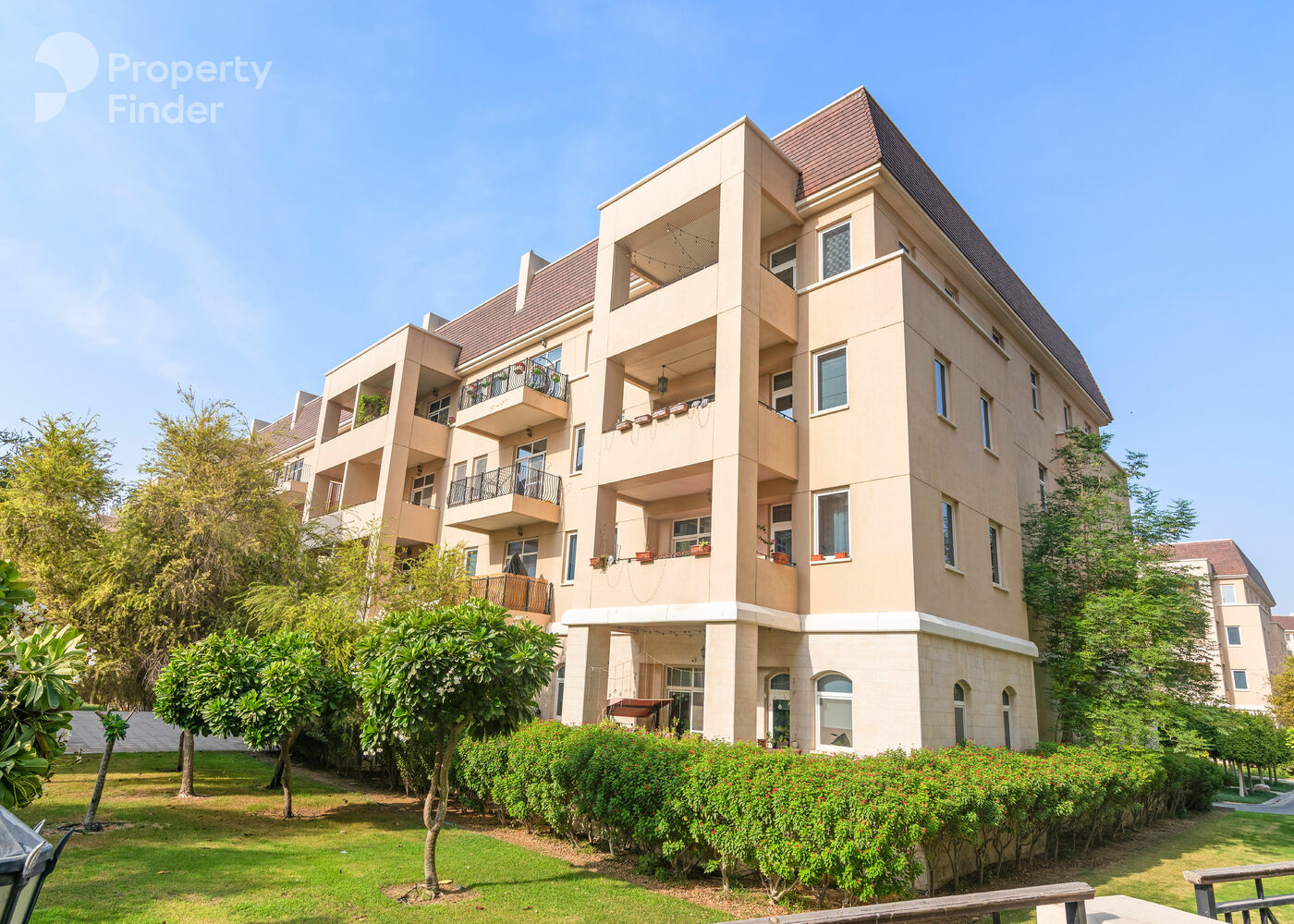 Gallery mosaic item small first