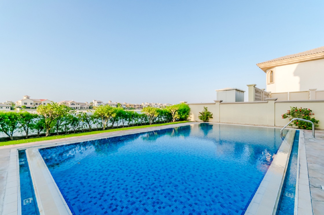 Signature Villas Frond A