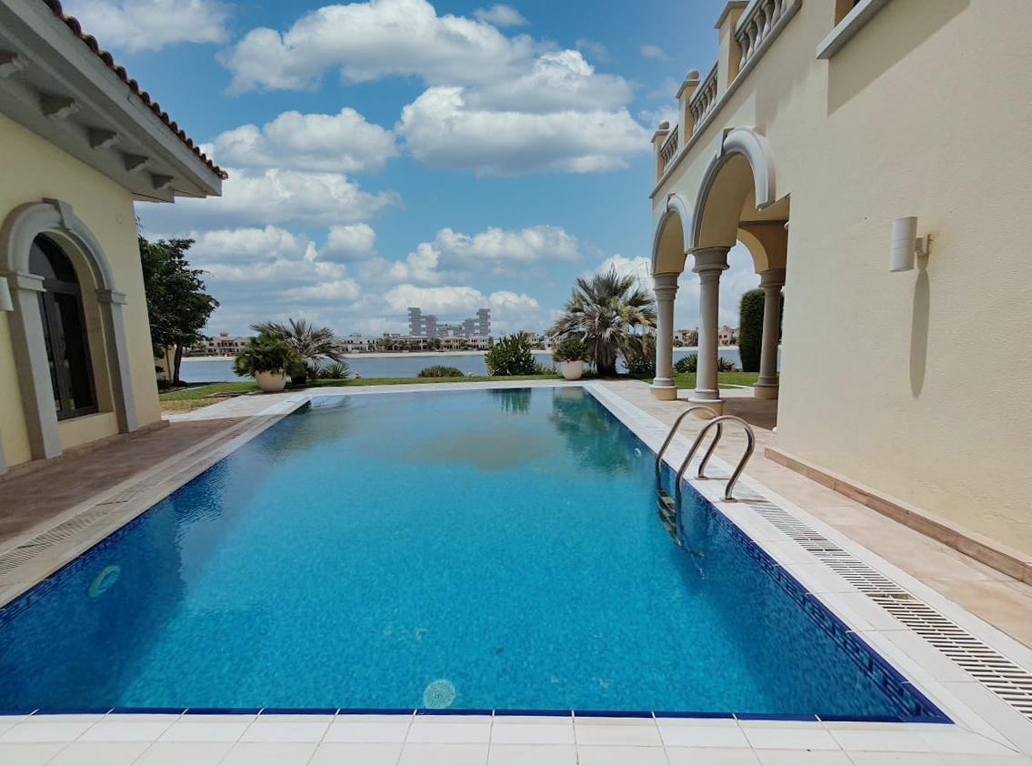 Signature Villas Frond C