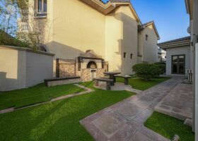 Image for Barbecue Area in Signature Villas Frond E
